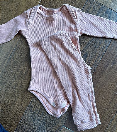 Conjuntinho canelado rosa- P (3 meses)