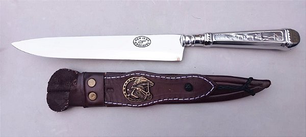 FACA INOX 08" CABO METAL ALTO RELEVO / MARCA CASCAVEL / BAINHA DE COURO