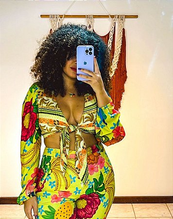 CROPPED PRINCESA-  COLEÇÃO - CORES- AMARELO