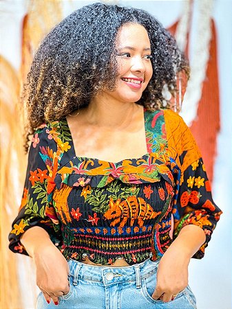 BLUSA PRINCESA - LÍDIA - BOHO - COR PREDOMINANTE- VERDE E LARANJA -VISCOSE PRÉ LAVADO