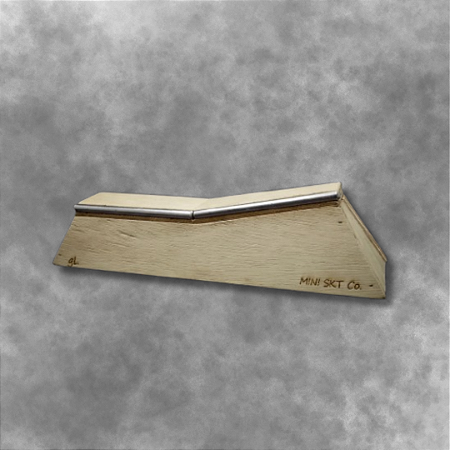 Caixote Crooked Box - PRO Model @gl.fbr obstáculo para fingerboard skate de dedos