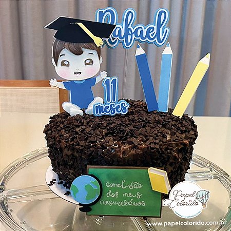 Topo de Bolo: Formatura mesversário menino em Camadas