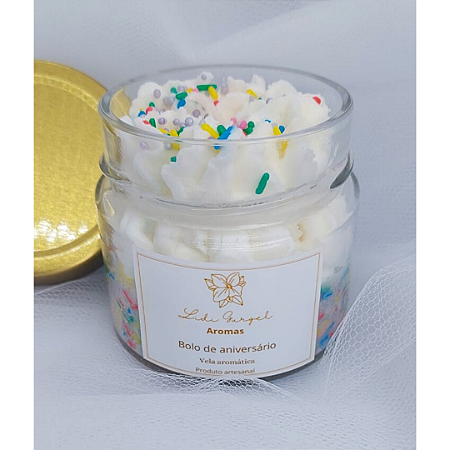 Vela Aromática Artesanal 100% Natural na Fragrância Bolo de Aniversário 140g