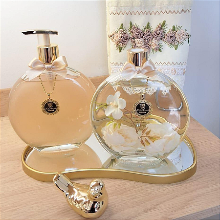 Kit Lavabo Luxo Sabonete Liquido e Aromatizador com Varetas 550ml Conforto e Elegância Lidi Gurgel Aromas