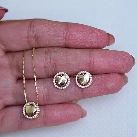 CONJUNTO  CORAÇÃO C/ BORDAS CRAVEJADAS ZIRCÔNICAS BRANCAS