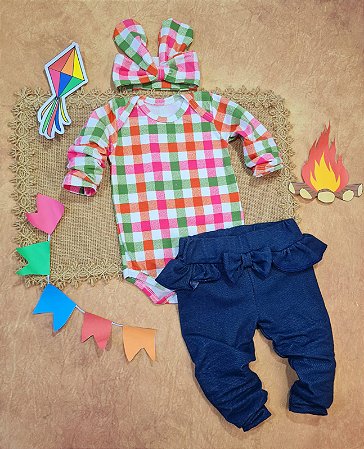 Conjunto Bebê Menina: Body Manga Longa, Calça Jeans e Faixa