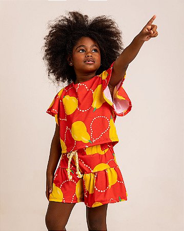 Título do Produto Conjunto Infantil Menina: Blusa Cropped Longo Manga Borboleta e Shorts Babadinho (Estampa Vibrante)