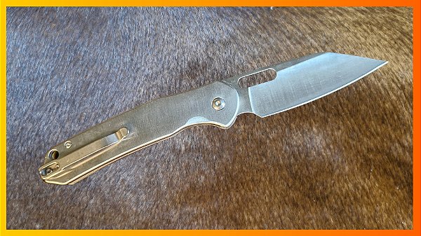 Canivete CJRB Pirita Wharncliffe AR-RPM9 – Cabo de Aço Inoxidável com Rolamentos Cerâmicos (22cm)