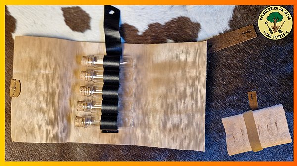Kit Porta Temperos Portátil com 5 Frascos de Vidro para Camping