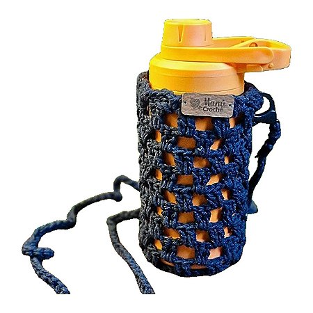 Bolsa Porta Garrafa Artesanal em Crochê Preto com Alça Manu Crochê