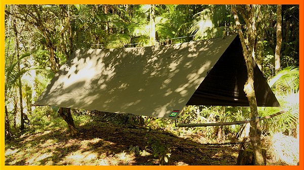 Tarp EX-FA/A2+ Mata Atlântica 400x300 cm Nylon Emborrachado Impermeável com 22 Pontos de Ancoragem