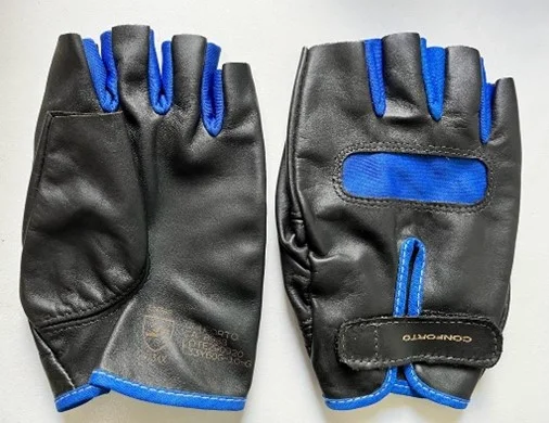 LUVA VAQUETA MOTORISTA TAM M - MARCA CONFORTO - REF L33Y60 - Cor Preta
