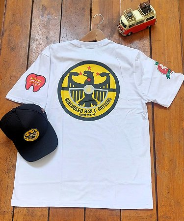 Camiseta Aircooled 043 e Antigos BRANCA com logo de apoio nas mangas