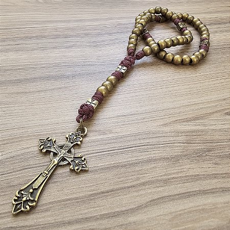 Santo Terço da Libertação com Contas Douradas 10mm