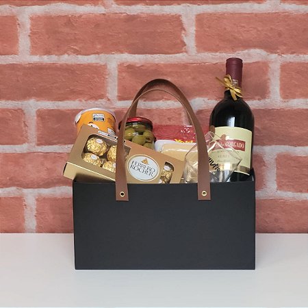 CAIXA SACOLA MG 28x14x14cm CARTONADA