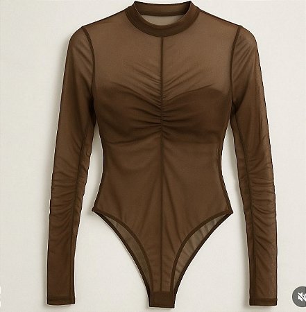 Body tule drapeado.