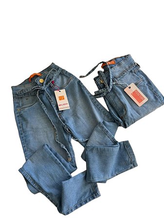 Calça jeans com elastano skinny