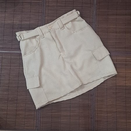 Short saia off com cinto