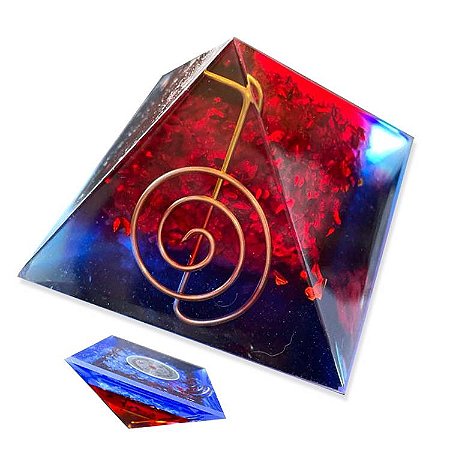 Orgonite Pirâmide com Símbolo do Reiki 7 cm - Pirâmide c/ Angulação Quéops