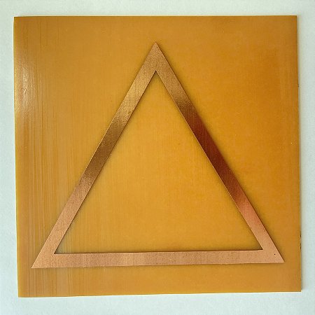 Gráfico Radiônico Triângulo, em  Fenolite com Cobre 046 - 14cm
