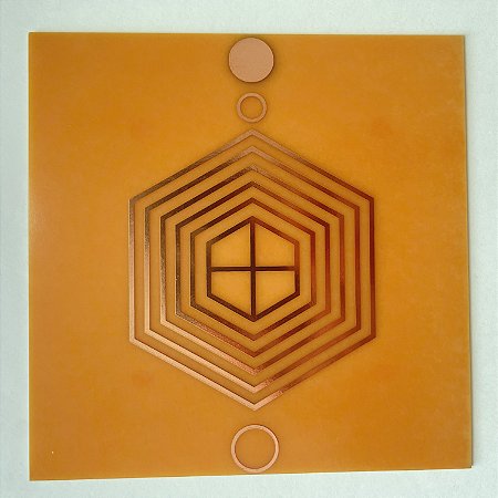 Gráfico Escudo Hexágono (Protetor) em Fenolite com Cobre 014 - 14cm