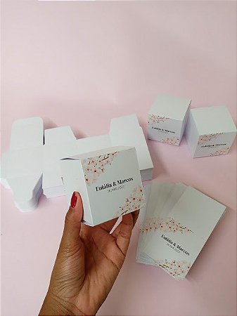 50 Caixinhas para macarons/mini suspiros