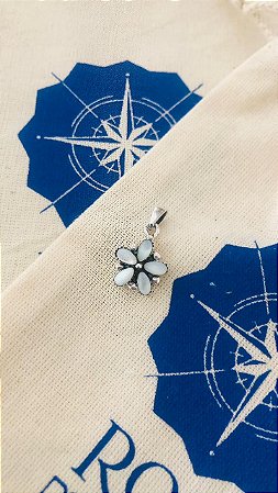 Pingente Flor delicada Prata 925