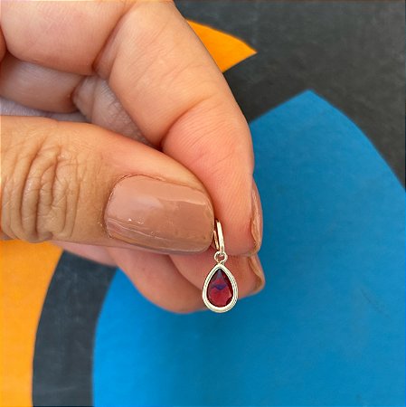 Pingente Gota Pedra Vermelha 1cm em Prata 925