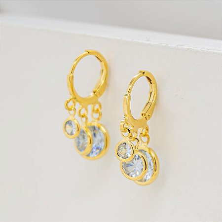 Brinco Argolinha 3 Zircônias Redondas