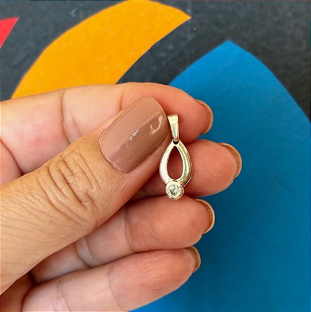 Pingente Gota Ponto de Luz com corrente veneziana