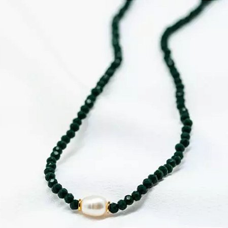 Chocker cristal preto com detalhes em pérola