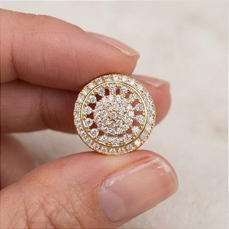 Pingente Redondo Cravação zircônias em Prata 925 Banhada a Ouro