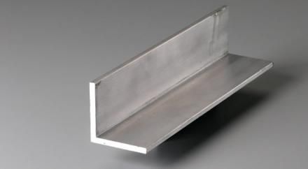Cantoneira de Aluminio 1/2" X 1/8" = (1,27cm X 3,17mm)