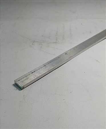 Barra chata de alumínio 3/8" X 1/8" = 9,52mm X 3,17mm com 1 metro