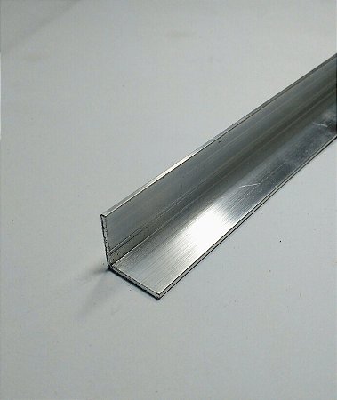 Cantoneira de alumínio 5/8" X 1/16" com 1 metro