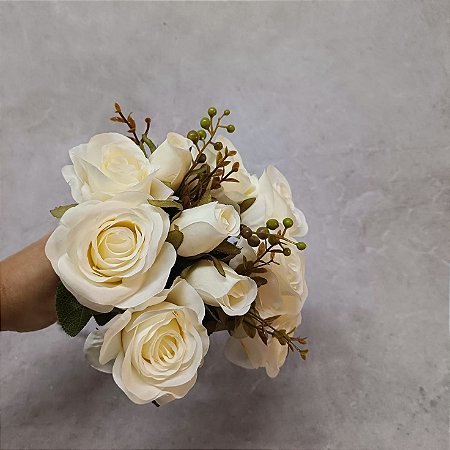 BUQUE DE ROSA COM BOTÃO BRANCO  130739