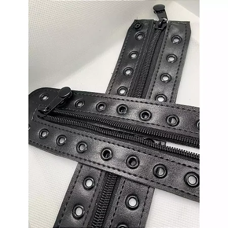 Ziper de Coturno Preto em Couro