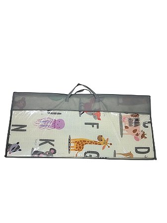 Tapete Infantil Duetoys - estampa com alfabeto e animais