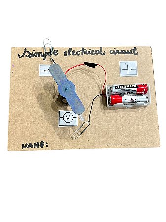 Circuito elétrico simples de papelão