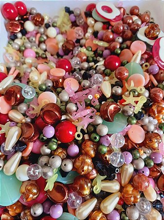 Blend Mix Pérolas Bolinhas Miçangas Resinas | Mistura de Contas Sortidas com 500 gr | Tamanhos e formas VARIADOS DIY