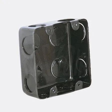 Caixa de luz esmaltada  4x4 KBO