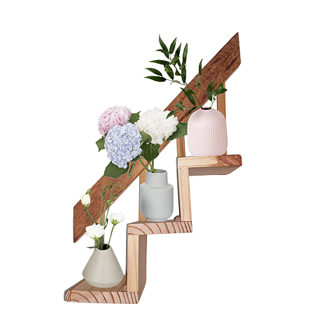 Floreira estilo escada com corrimão