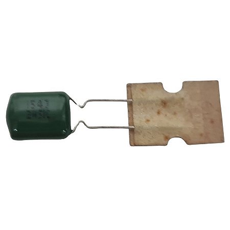 Capacitor Poliéster 150K x 100V = 154J 2Asic