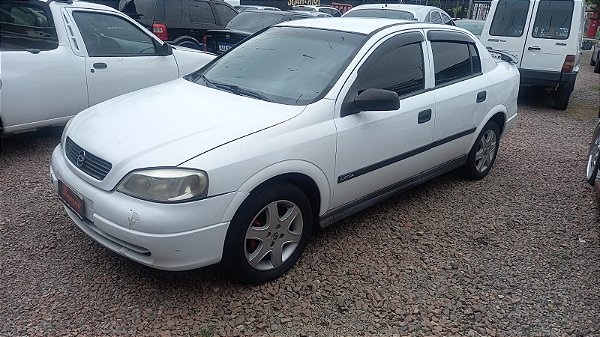astra Sedan 4 portas 2000 completo