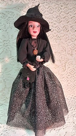 FEITICEIRA DOS CRISTAIS