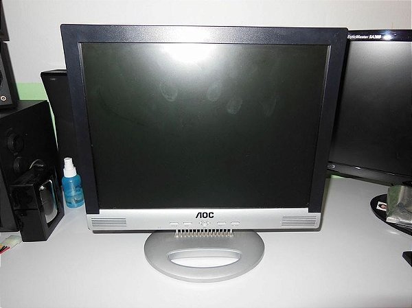 [SEMINOVO] Monitor LCD 15" AOC - LM522