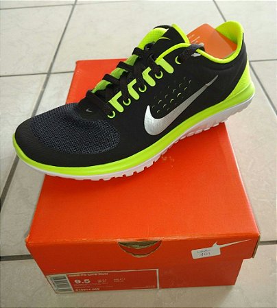 chuteira nike phantom preta