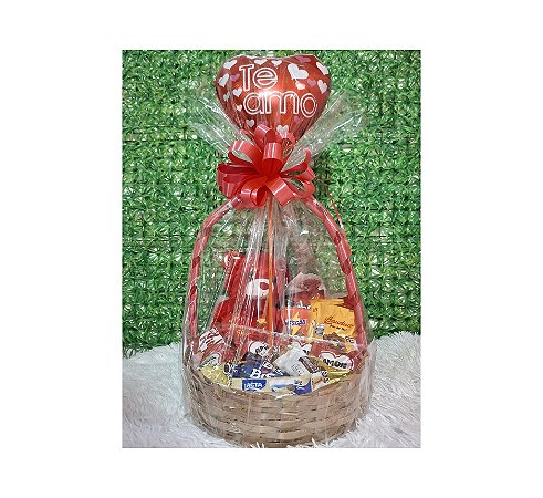 Cesta com Chocolates e Urso de Pelúcia - Modelo Amor Vermelho