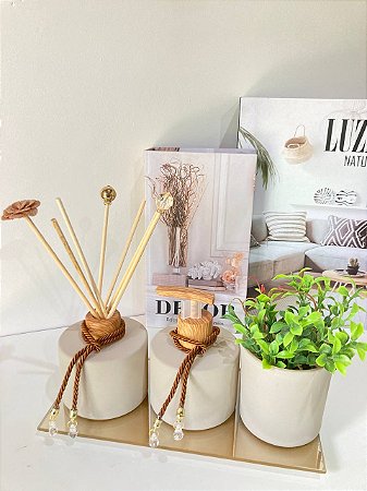 Kit Lavabo Pícolo Bege fosco com Difusor e  Saboneteira com bandeja e vaso de flor
