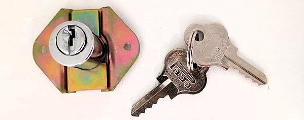 200/ FECHADURA 22MM COM PINO PARA GAVETA PARA MESTRAR PADO